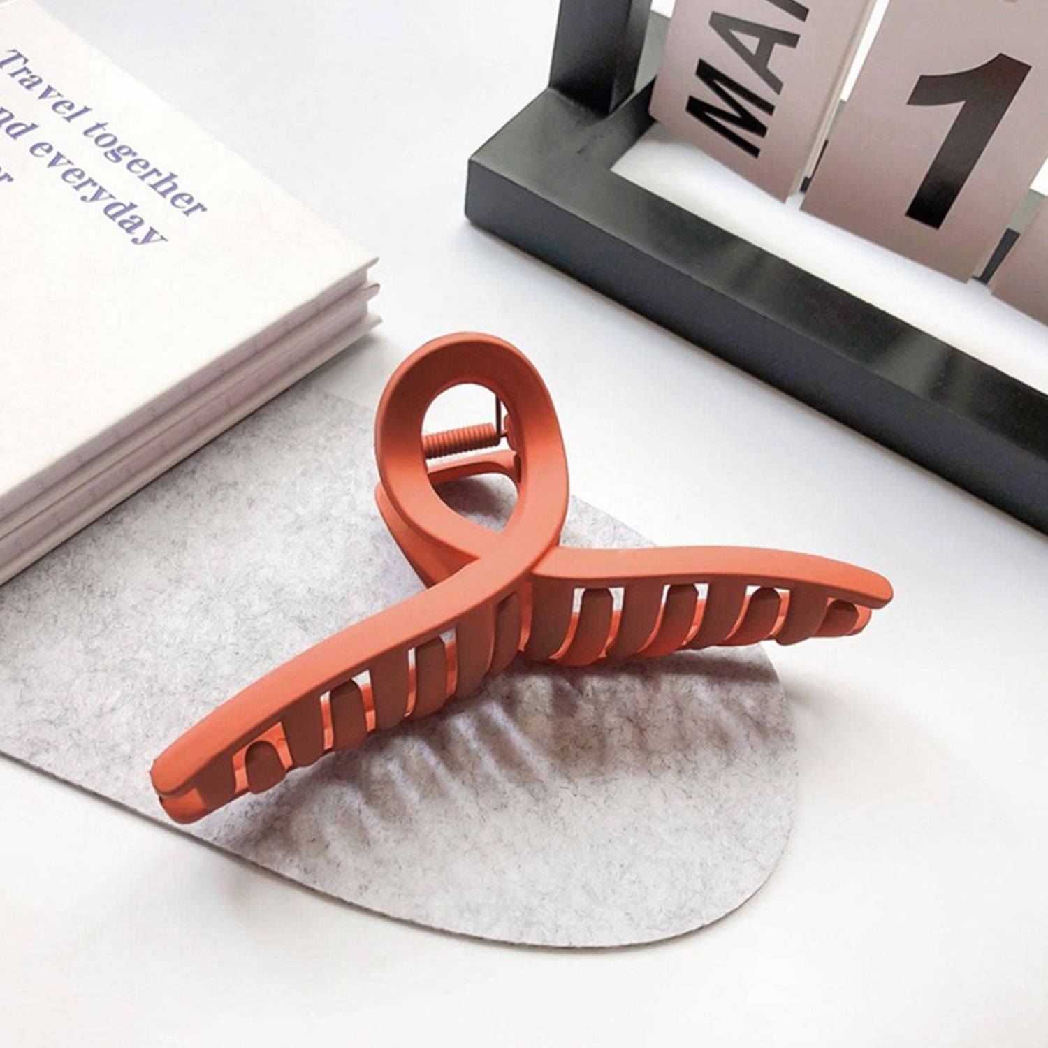 Armor Grip Plastic Hair Clips Armor Grip Plastic Hair Clips